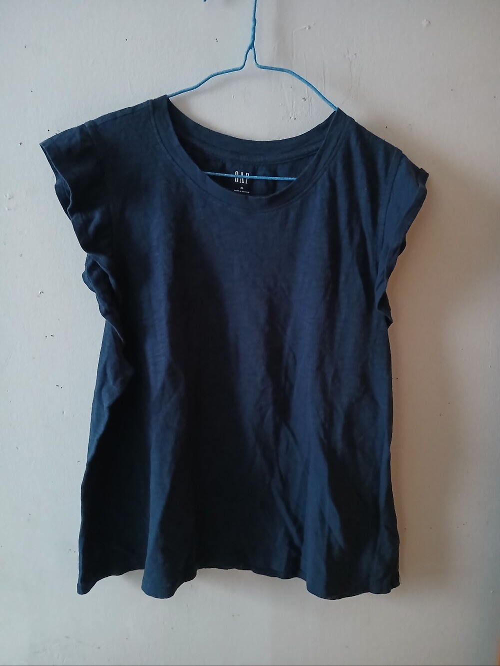 Women's GAP Navy Blue Ruffle Sleeve Tank Top, XL